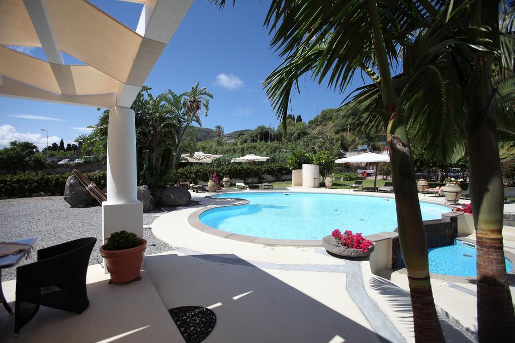 Residence Hotel La Giara Lipari  Eksteriør billede