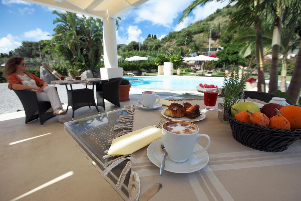 Residence Hotel La Giara Lipari  Eksteriør billede