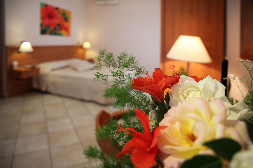 Residence Hotel La Giara Lipari  Eksteriør billede