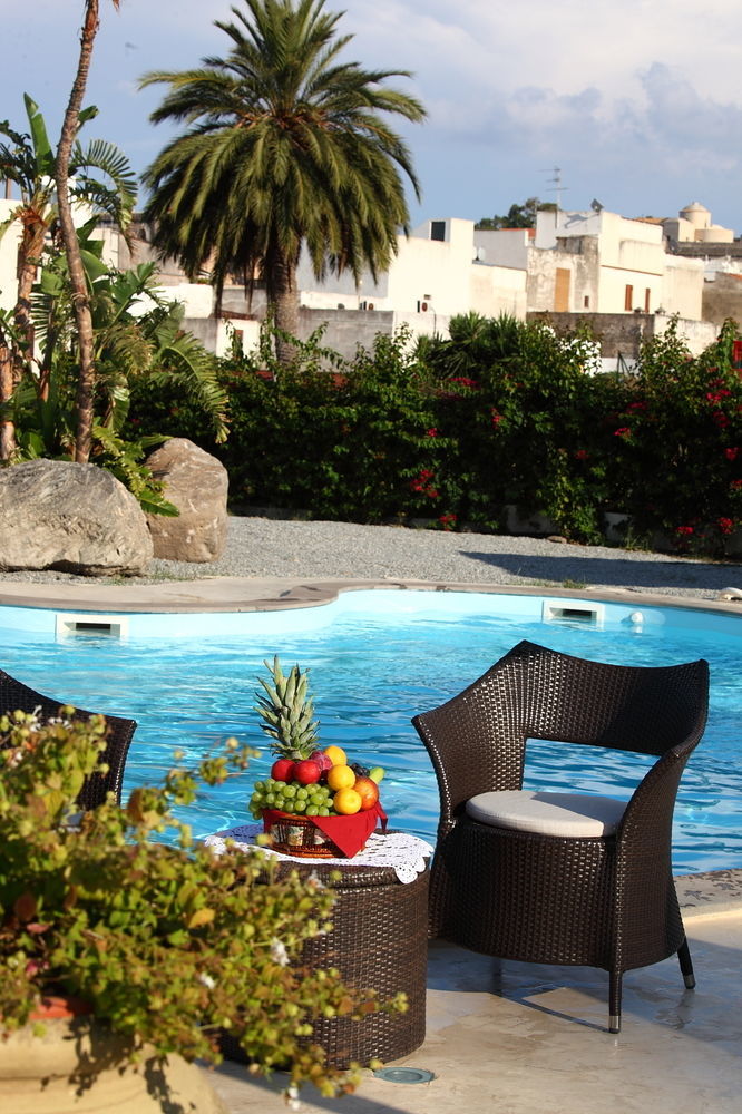 Residence Hotel La Giara Lipari  Eksteriør billede