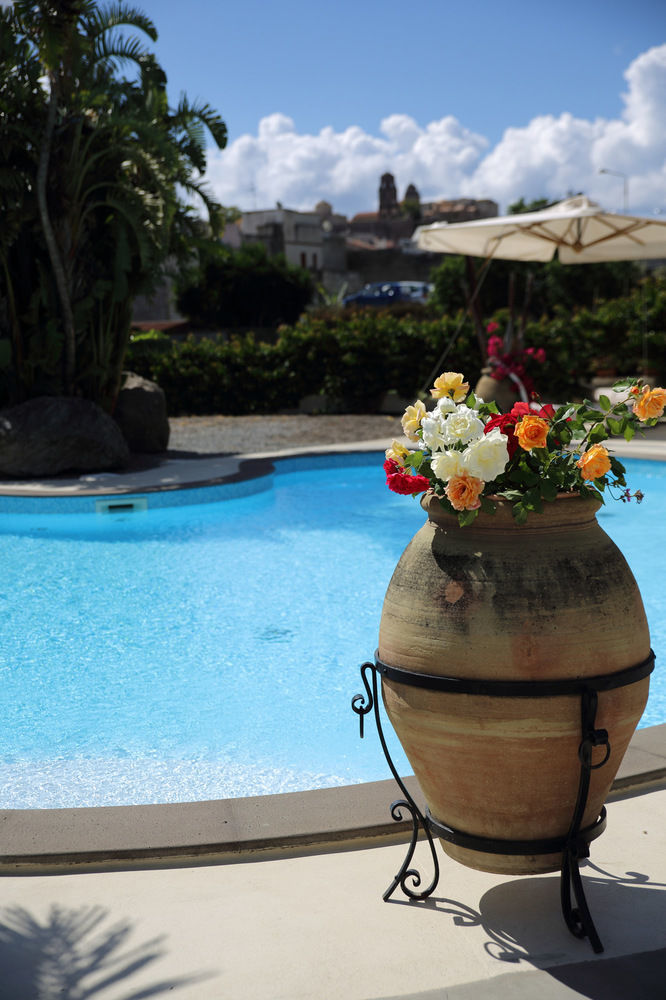 Residence Hotel La Giara Lipari  Eksteriør billede