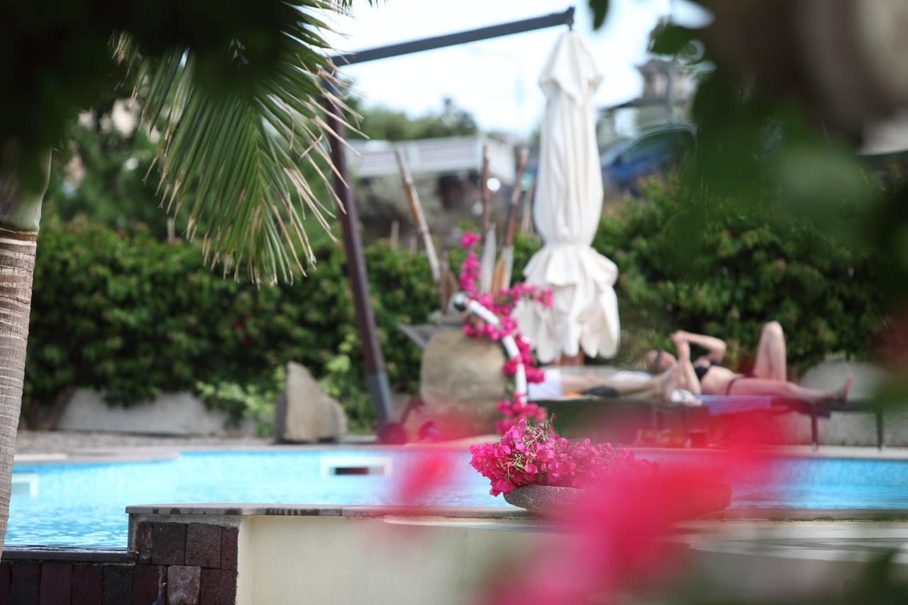 Residence Hotel La Giara Lipari  Eksteriør billede