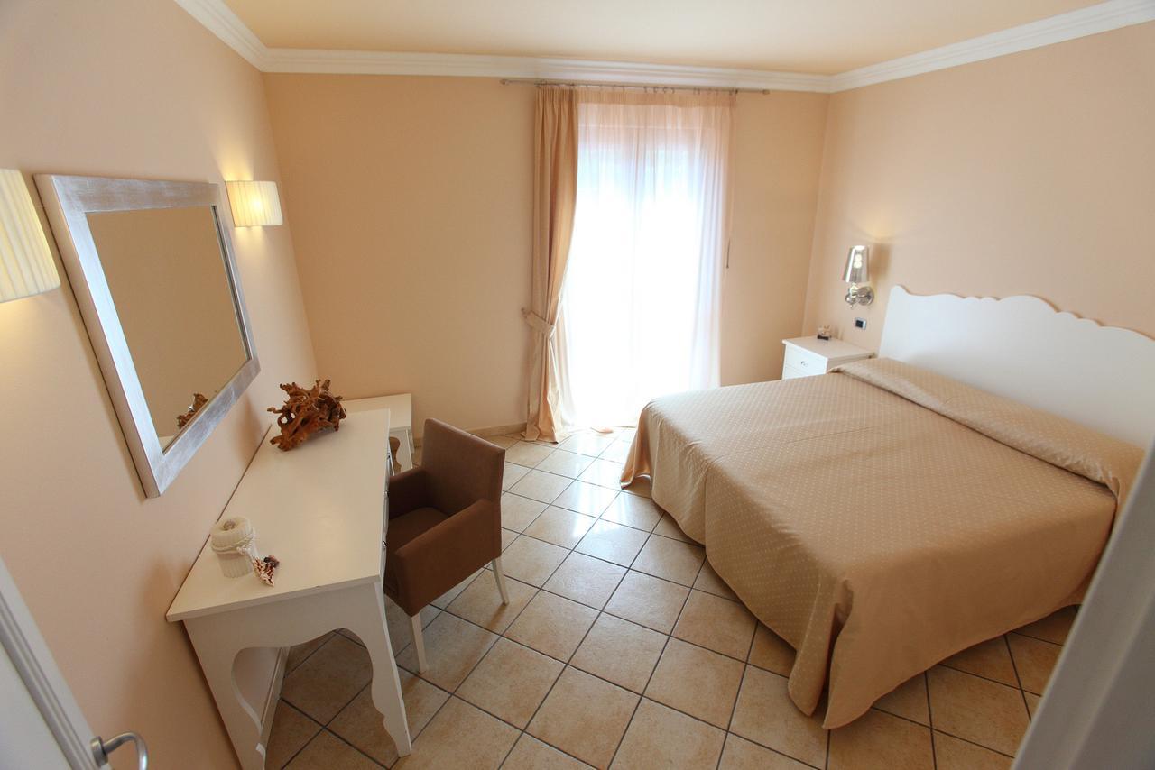 Residence Hotel La Giara Lipari  Eksteriør billede