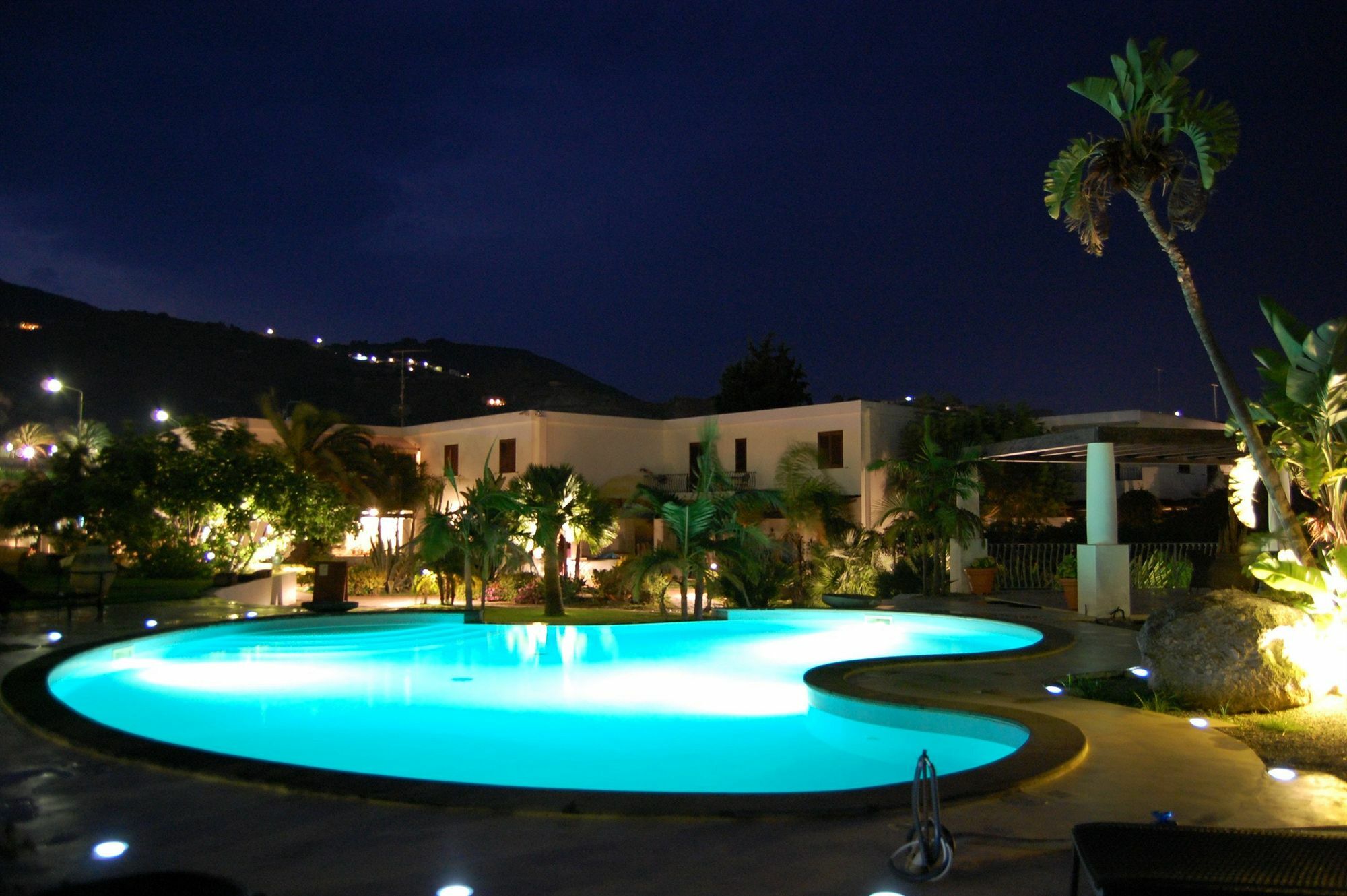 Residence Hotel La Giara Lipari  Eksteriør billede